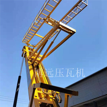 高空壓瓦機出租25米反吊頂平臺租賃高空壓瓦車(chē)液壓升降機