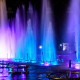 花瓣素材_城市喷泉在夜晚被蓝色灯光照亮_154151319