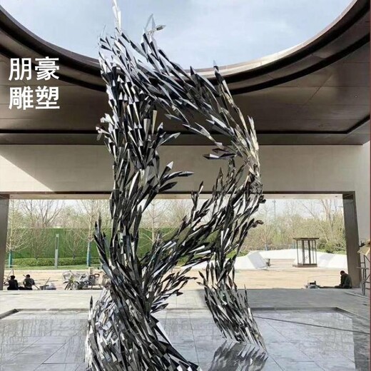 承接現代金魚雕塑生產商-制作藝術金魚雕塑-別墅美陳制作