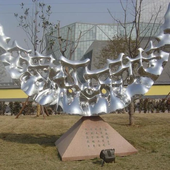 地產月亮雕塑制造-歐式風格-臺灣玻璃鋼月亮雕塑