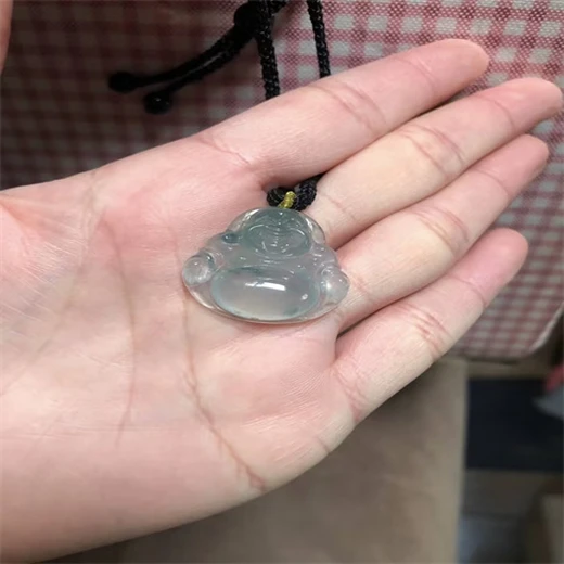 翡翠手把件回收阿拉善盟典當(dāng)行翡翠回收