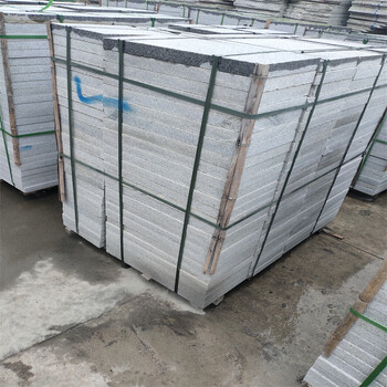 河南芝麻灰馬路牙石材批發(fā)廠家