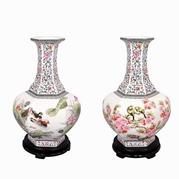 張松茂、徐亞鳳聯(lián)袂創(chuàng)作和天下六方鑲器粉彩對(duì)瓶景德鎮(zhèn)粉彩瓷器