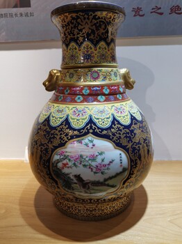 陽士琦大師創(chuàng)作《萬年興旺》雙全尊景德鎮(zhèn)粉彩瓷