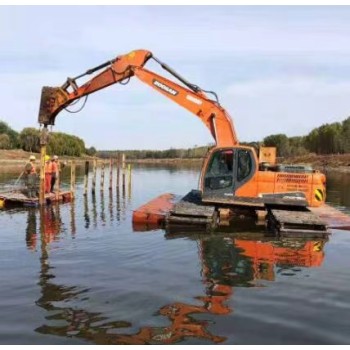 河源水上打桩挖机出租费用多少,水陆两用挖掘机租赁一站式服务