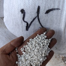 磨圆白色米石-胶粘石磨圆3-5毫米米白色水洗石-雪白色小米石