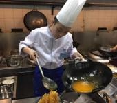 江苏无锡招出国工作客房服务中文前台中餐厨师商务车司机