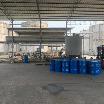 環(huán)保溶劑油D80輕質(zhì)白油清洗劑氣味小無(wú)味煤油稀釋劑