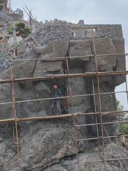 沈阳假山假树,沈阳假山制作公司,水泥塑石假山