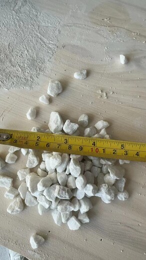 萊蕪鋼城區(qū)普通白色石英砂過濾材料用途