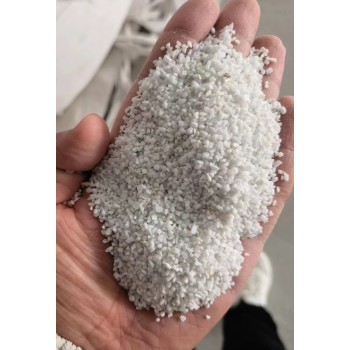 安康石泉县庭院白石子铺路白色水磨石子洗米石白卵石金刚砂厂家批发供应