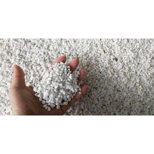 邵陽(yáng)綏寧縣草坪填充白色石英砂金剛砂銷(xiāo)售