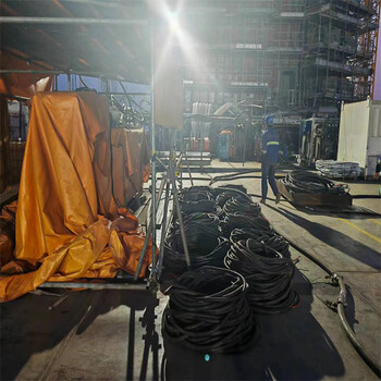 鹽城大豐柴油發(fā)電機出租1000KW發(fā)電機出租快速上門(mén)機器新