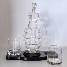 高硼硅玻璃大容量異形手雷醒酒器圖片