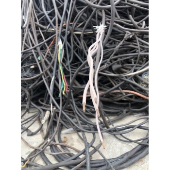 废旧电缆回收价格是多少一吨海缆回收经验分享