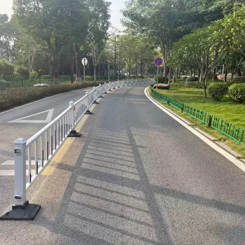市政道路護欄戶外馬路車道分割欄桿街道機非分流圍欄