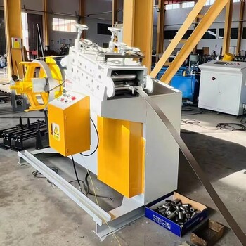 電器導(dǎo)軌成型機(jī)——可定制