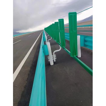 甘孜高速公路擋光板報(bào)價(jià)