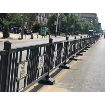 锡林郭勒盟市政道路护栏隔离护栏围栏厂家