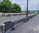 拉萨市政道路隔离花箱护栏厂家图片