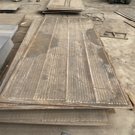 常德堆焊板-12+10堆焊耐磨钢板来图定制