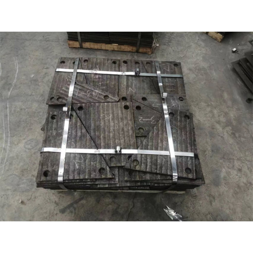 海南省直辖堆焊复合耐磨钢板-10+4堆焊耐磨钢板按图纸定制
