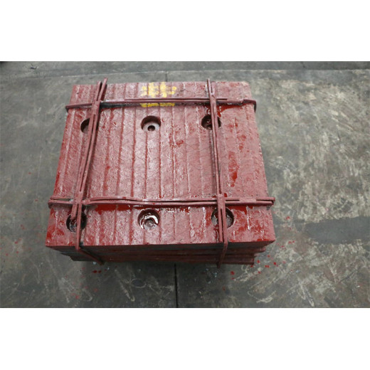 梅州焊丝堆焊耐磨板-12+12堆焊耐磨钢板尺寸准确