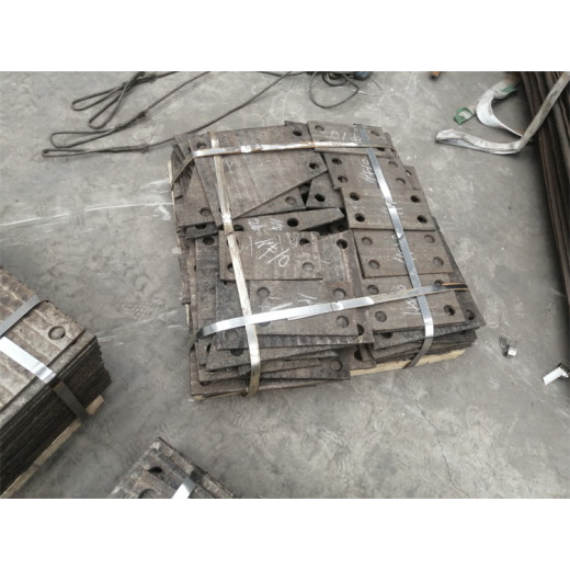 武夷山堆焊复合钢板-14+14堆焊耐磨钢板对规格可定制