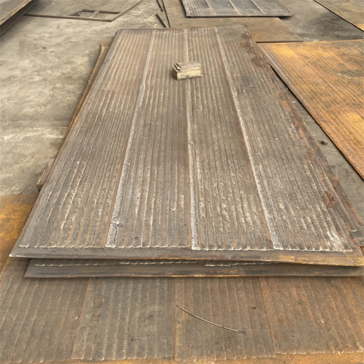 广安堆焊耐磨钢板加工-12+7堆焊耐磨钢板来图定制