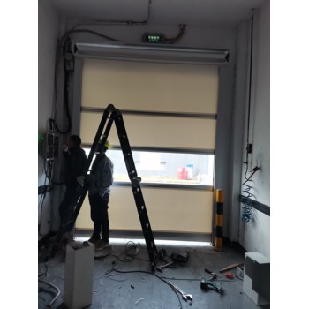 昆山張浦鎮廠房卷簾門訂做維修，車間卷簾門安裝