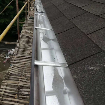 四川省內(nèi)江鍍鋅鐵皮雨水管代理商