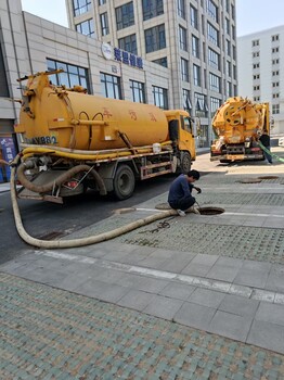 北京朝阳区抽泥浆抽化粪池清掏隔油池吸粪车抽污水，高压水车疏通