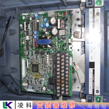 ATV212HU30M3X施耐德Schneider變頻器維修現(xiàn)場搞定