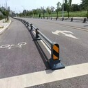 市政道路機(jī)非隔離防護(hù)欄水泥底座立柱馬路欄桿60*300