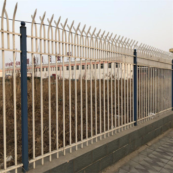 菜园用1.2米高锌钢栅栏财润丝网供应黑色铁栅栏按需定制