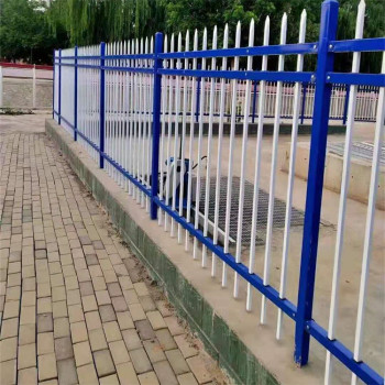 厂区围墙用三横杆铁栅栏财润丝网供应公园住宅围栏按需供应