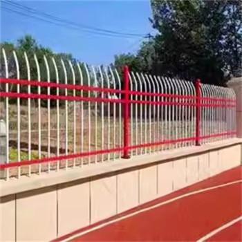 学校防爬铁护栏财润丝网供应阳台护栏防腐防锈