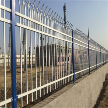 园区围墙用涂塑栅栏财润丝网供应阳台护栏承载力强