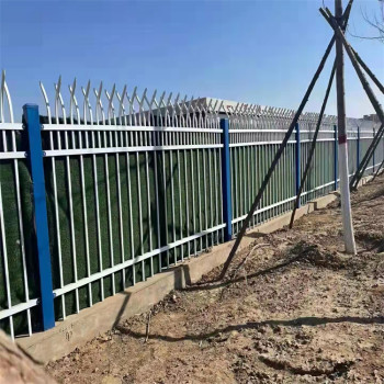 小区用1.5米高锌钢护栏财润丝网供应蓝白色住宅围栏按需供应