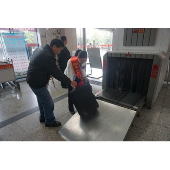 大巴車:青州到義烏的客車
