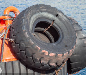 工程轮胎船舶护舷码头港口防撞挡泥板保护船只