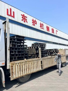 廣東橋上的防撞護(hù)欄橋梁欄桿生產(chǎn)廠家