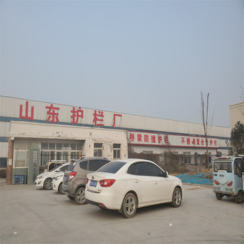 十堰橋梁不銹鋼防撞護(hù)欄護(hù)欄一站式供應(yīng)