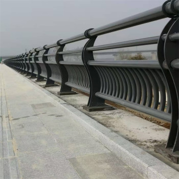 广西贵港桥梁河道防撞护栏品种多样产品款式时尚