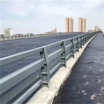 广东阳江桥梁河道防撞护栏现货供应不易褪色变形