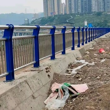 河北唐山不銹鋼河道護欄來樣定制多種規(guī)格供應(yīng)