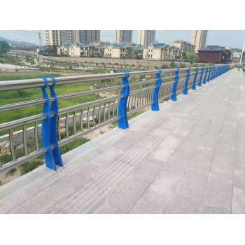 广东汕尾防撞不锈钢复合管护栏桥梁外部护栏