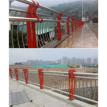 江苏南通桥防撞护栏现场测量