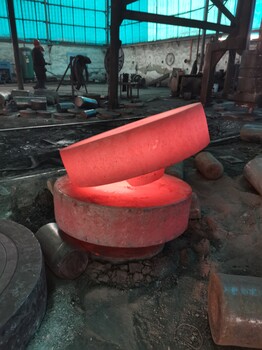 山東鍛造42CrMo4環(huán)鍛件工期短出報告