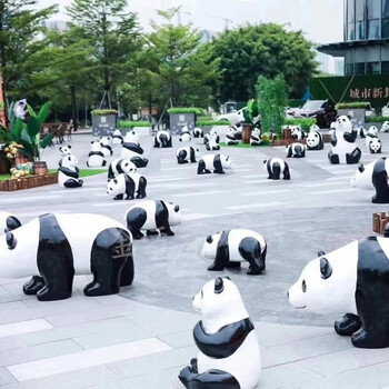 戶外卡通動(dòng)物座椅玻璃雕塑幼兒園景區(qū)休閑熊貓草坪裝飾擺件